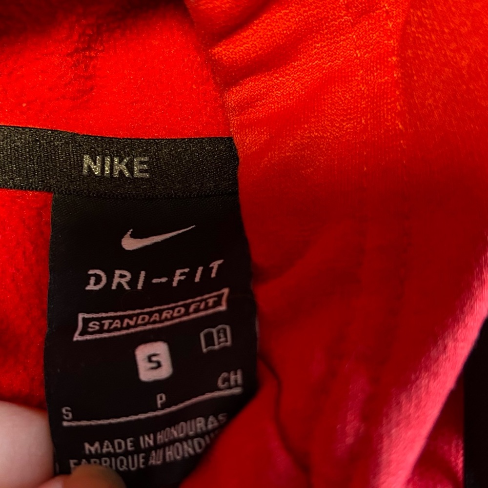 Nike dri-fit size small hoodie red - Picture 2 of 5